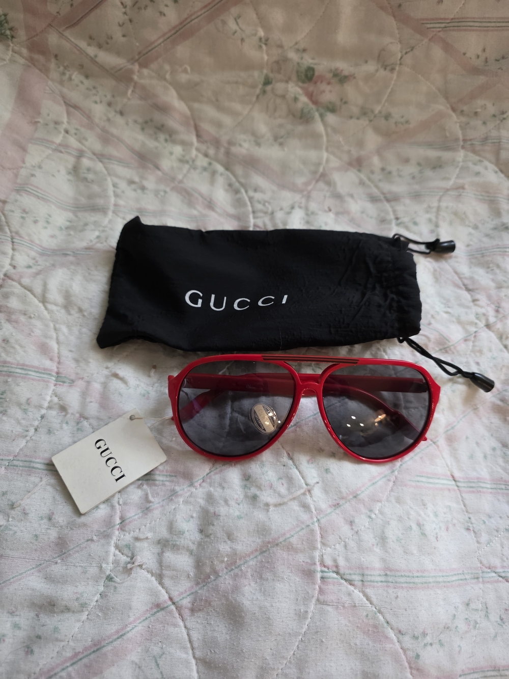 Gucci Red Aviator Sunglasses with Branded Pouch